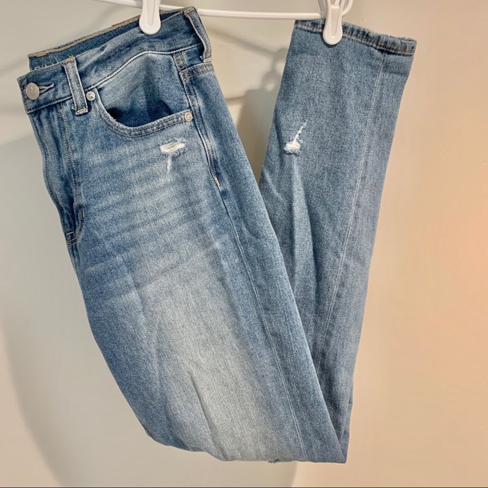 AMERICAN EAGLE Mom Jeans